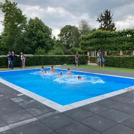 Op Mini-camping De Peelweide *